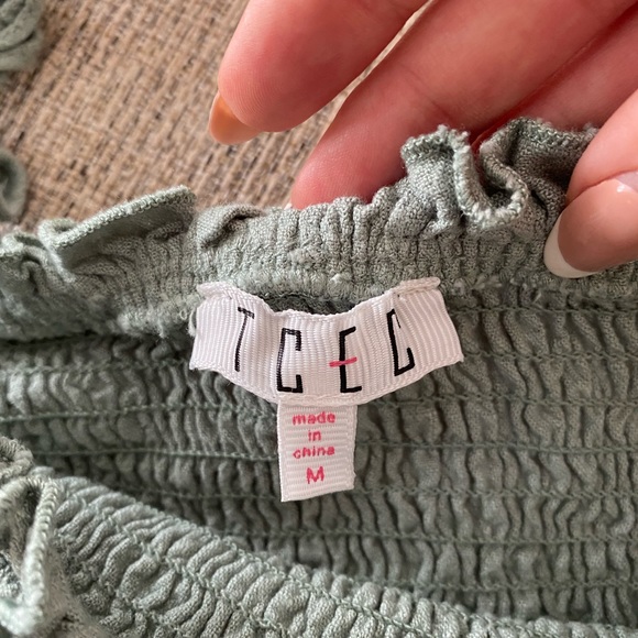 Smocked Ruffle Crop Top - Picture 2 of 2